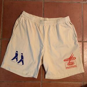 Sweat shorts cream colored lightweight drawstring much more brand new made for w